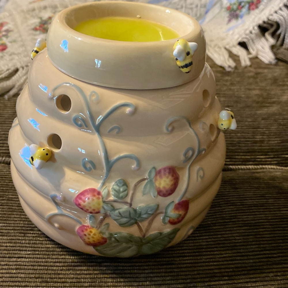 Vintage Party Lite Tea Lite Holder.